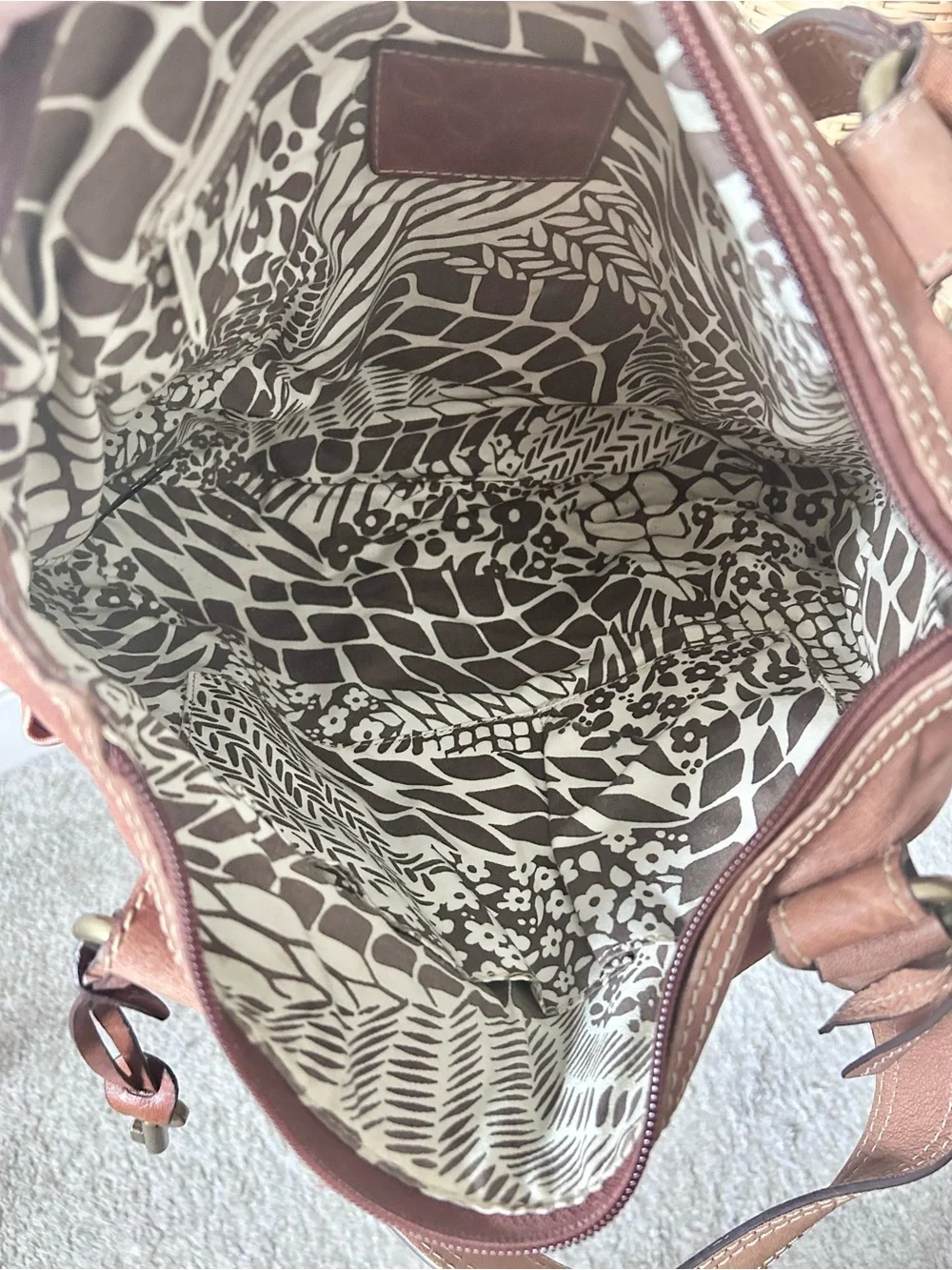 Fossil hobo shoulder